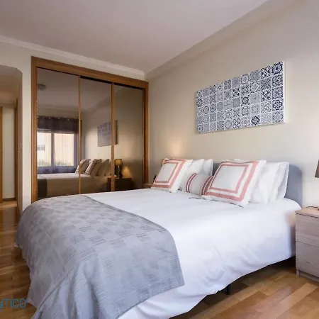 Gaia & Pool - Porto South Seashore