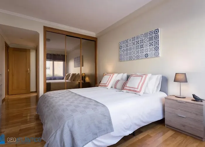 Gaia & Pool - Porto South Seashore