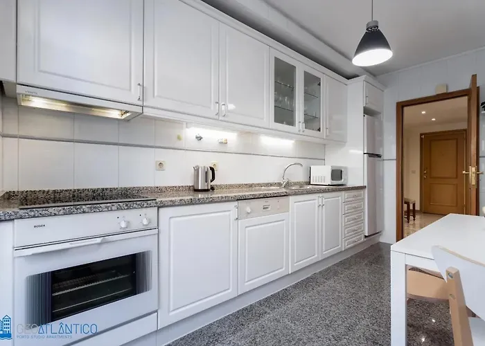 Gaia & Pool - Porto South Seashore Vila Nova de Gaia