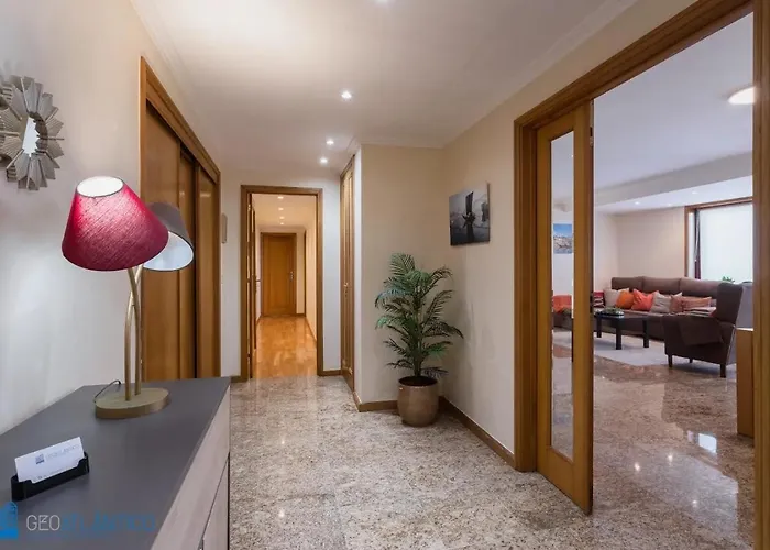 Gaia & Pool - Porto South Seashore