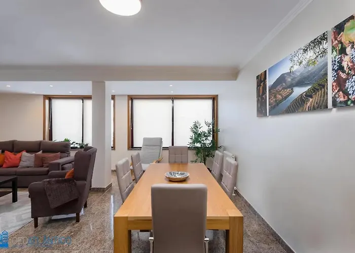 Gaia & Pool - Porto South Seashore