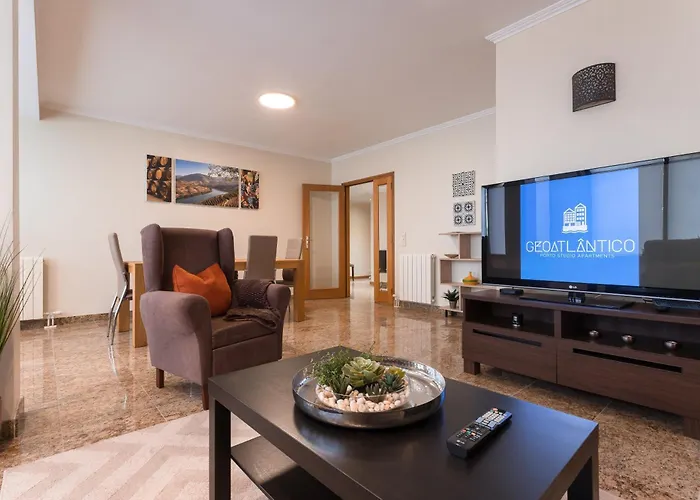 Gaia & Pool - Porto South Seashore Appartement